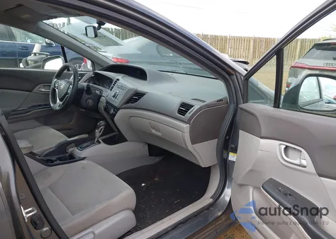 2012 Honda Civic Hf from USA, damaged, VIN 2HGFB2F66CH553992